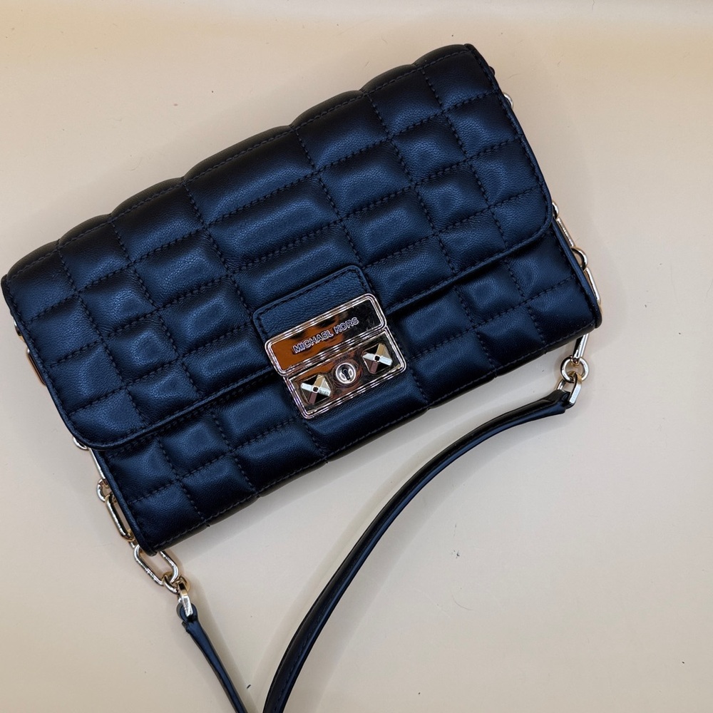 Michael Kors Tribeca Large Wallet on Chain Crossbody in Black Quilted Leather